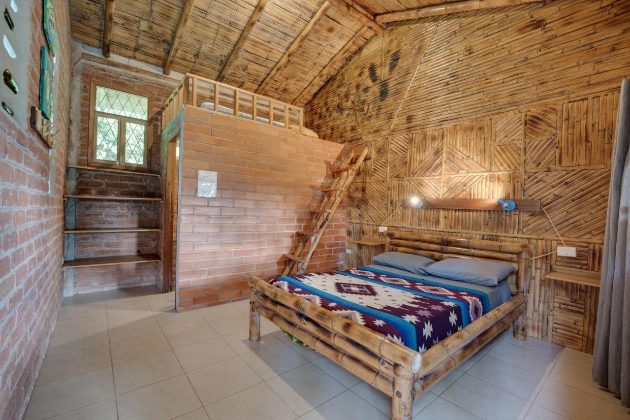 Hostal Pakay Тена Екстер'єр фото