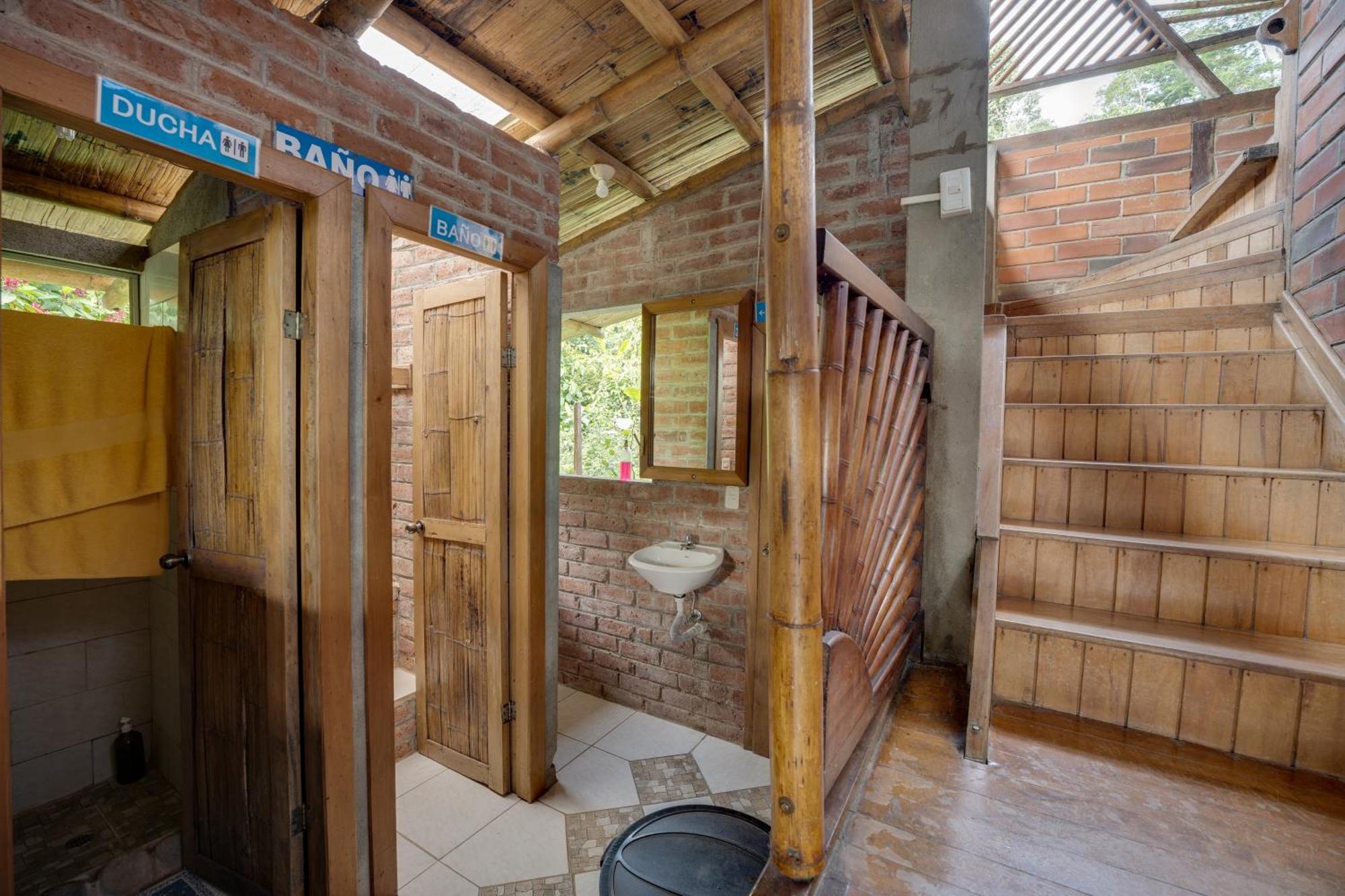 Hostal Pakay Тена Екстер'єр фото