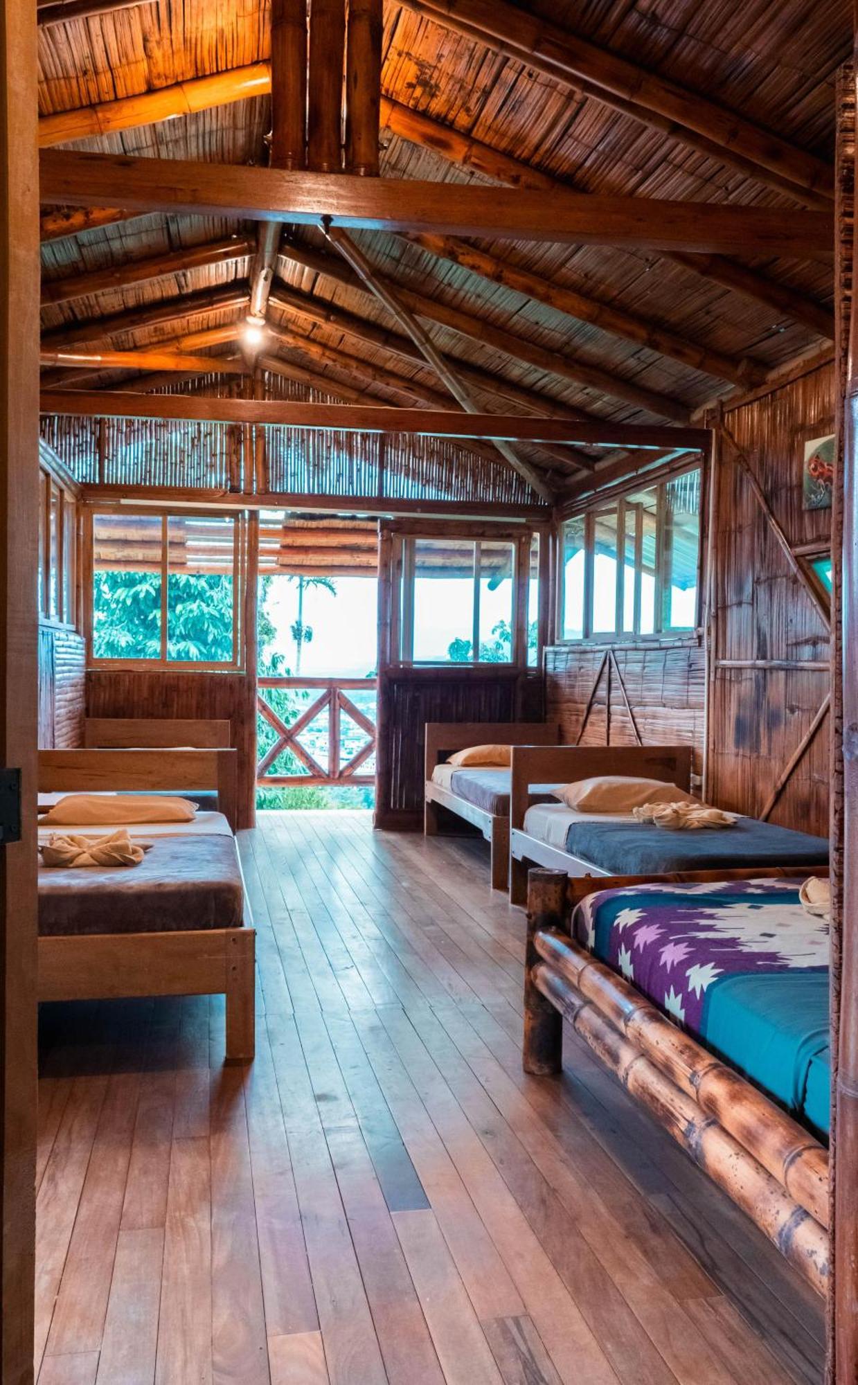 Hostal Pakay Тена Екстер'єр фото