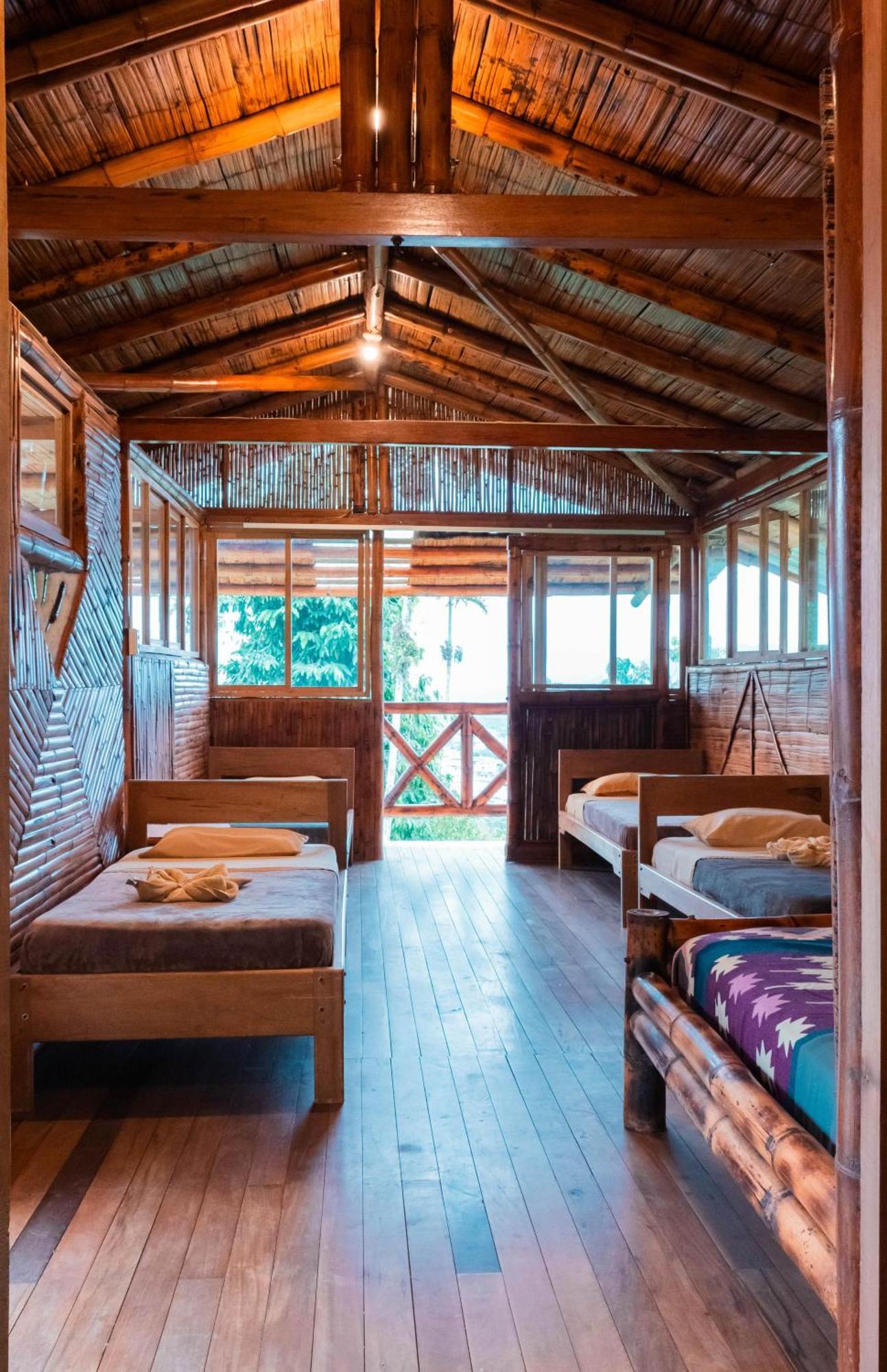 Hostal Pakay Тена Екстер'єр фото